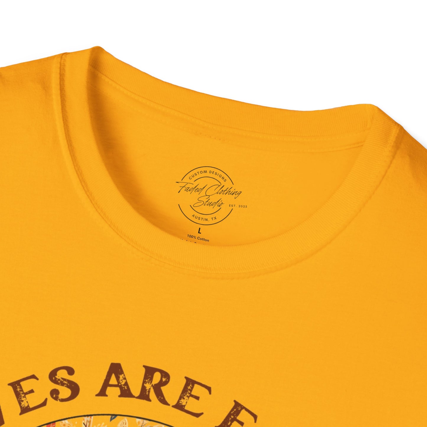 Autumn is Calling - Softstyle T-Shirt